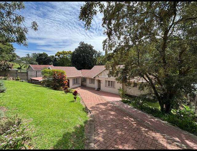 5 BEDROOM HOUSE FOR SALE IN ATHOLL HEIGHTS